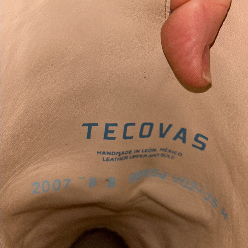 Tecovas Annie Hearts Boots - Picture 10 of 11